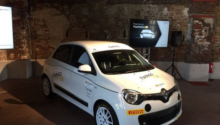 Renault Twingo R1 debutta nei rally italiani - Foto 7 di 12