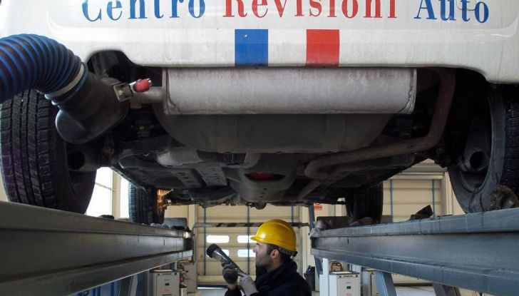 Revisione auto: prezzi e scadenze - Foto 6 di 9