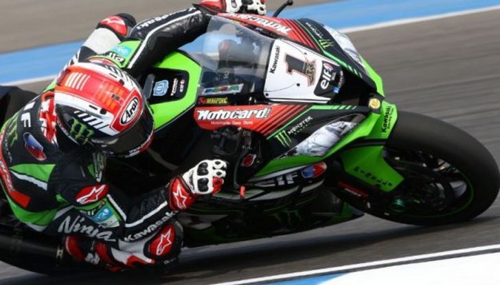 Superbike Aragon: la Ducati del gallese si aggiudica Gara 1 - Foto 3 di 5