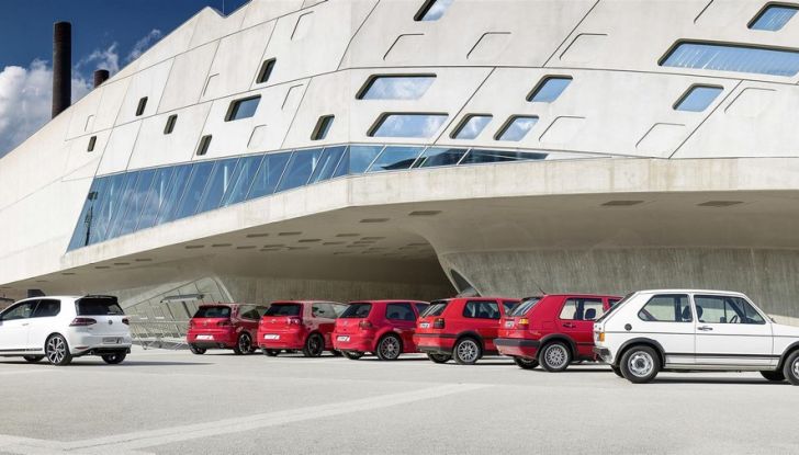 Volkswagen Golf GTI Clubsport S al Wörthersee Meeting 2016 per i 40 anni della GTI - Foto 4 di 6