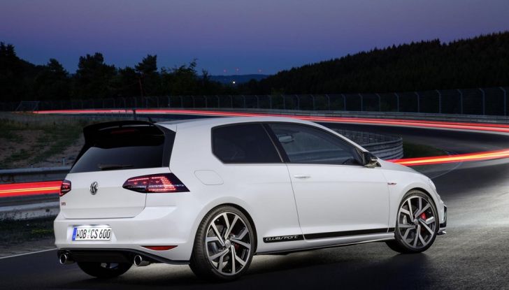 Volkswagen Golf GTI Clubsport S al Wörthersee Meeting 2016 per i 40 anni della GTI - Foto 1 di 6
