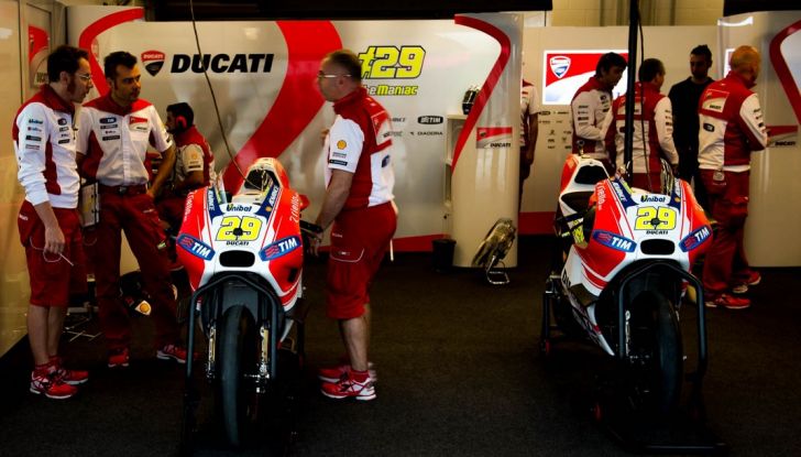 Orari MotoGP 2016 Austin, Texas: Marquez ricomincia da tre in diretta Sky e differita TV8 - Foto 25 di 32