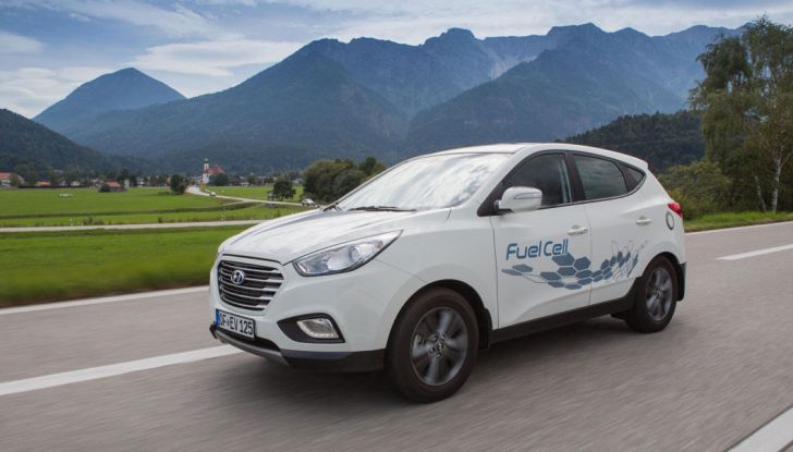 Hyundai BeeZero, il primo car sharing a idrogeno del mondo - Foto 4 di 6