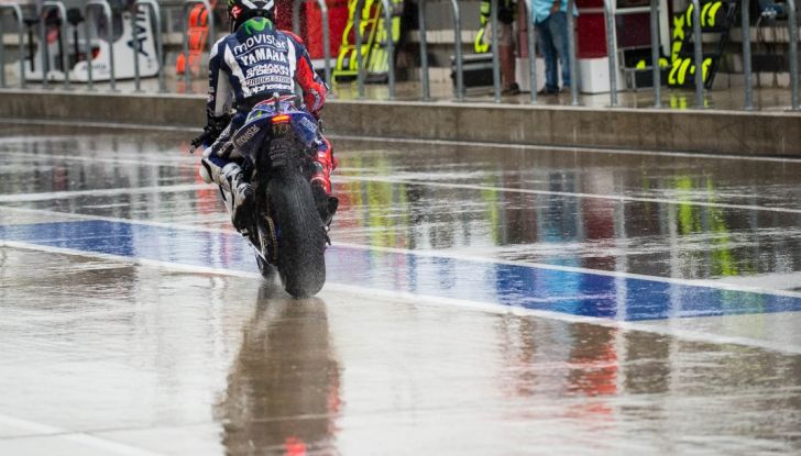 Orari MotoGP 2016 Austin, Texas: Marquez ricomincia da tre in diretta Sky e differita TV8 - Foto 28 di 32