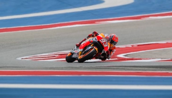 MotoGP, Marquez vince ad Austin. Rossi: caduta e ritiro. - Foto 2 di 13