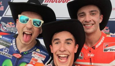 MotoGP, Marquez vince ad Austin. Rossi: caduta e ritiro.