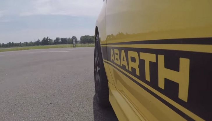 Nuova gamma 595 Abarth: più potente e tecnologica - Foto 7 di 18