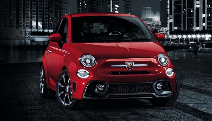 Nuova gamma 595 Abarth: più potente e tecnologica - Foto 14 di 18