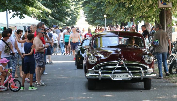 13° Cruisin Rodeo: il più grande raduno di auto americane all’Idroscalo di Milano - Foto 16 di 25