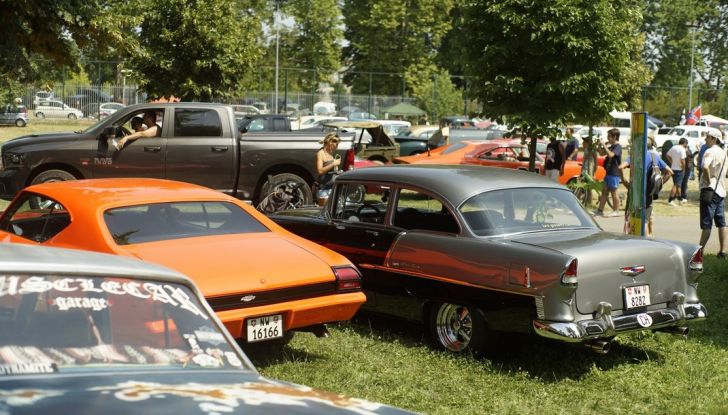 13° Cruisin Rodeo: il più grande raduno di auto americane all’Idroscalo di Milano - Foto 18 di 25