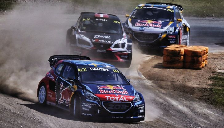 Weekend difficile per la 208 WRX  e Loeb - Foto 3 di 6