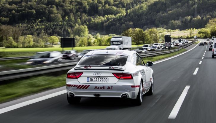 A7 Audi evoluzione guida pilotata