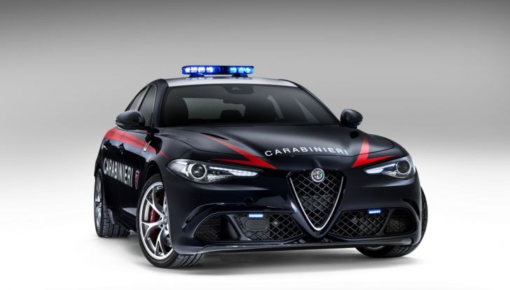 Alfa Romeo Giulia Quadrifoglio Carabinieri