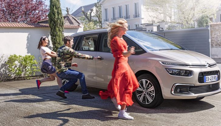 Citroen C4 Picasso e Grand C4 Picasso: nuove nel design e nel comfort - Foto 8 di 16