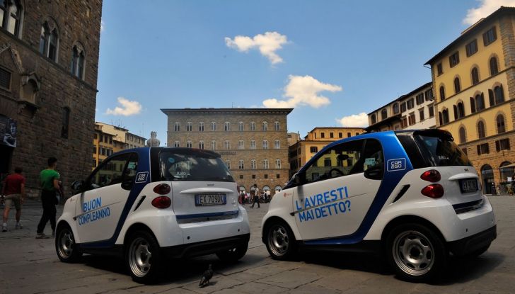 Carsharing a Firenze sul Lungarno, tre ore al giorno gratis - Foto 8 di 9