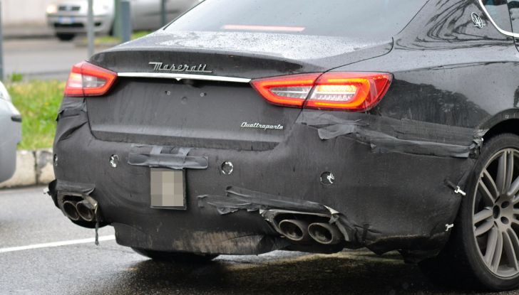Maserati Quattroporte: le foto spia del restyling - Foto 3 di 10