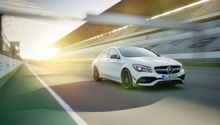 Mercedes: nuova fabbrica in Polonia per motori 4 cilindri benzina e Diesel - Foto 5 di 9