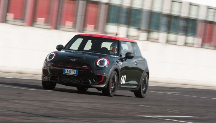 Mini John Cooper Works Challenge Edition - Foto 18 di 19