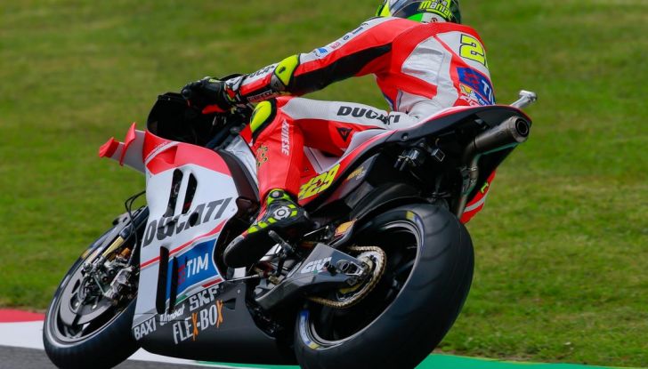 Risultati MotoGP Mugello 2016, Prove Libere: Iannone davanti a tutti - Foto 9 di 22