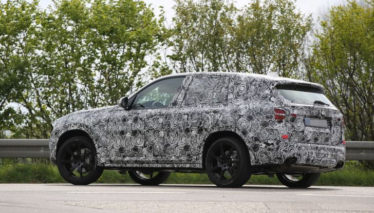 Nuova BMW X3 foto spia (13)
