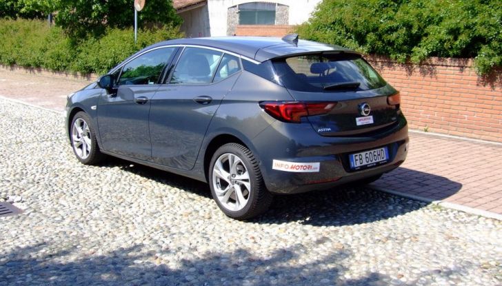 Opel Astra 1.6 CDTI Innovation: prova su strada, consumi e prezzi - Foto 21 di 25