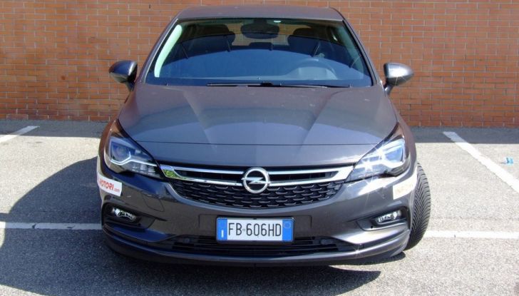 Opel Astra 1.6 CDTI Innovation: prova su strada, consumi e prezzi - Foto 4 di 25