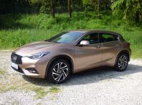 Infiniti Q30, la nostra prova su strada: Opinione, allestimenti e prezzi