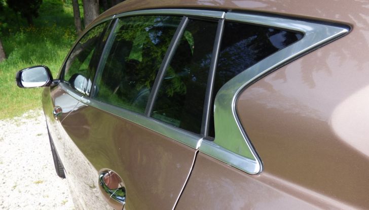 Infiniti Q30, la nostra prova su strada: Opinione, allestimenti e prezzi - Foto 14 di 43