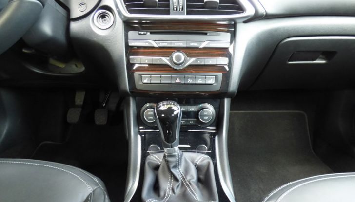 Infiniti Q30, la nostra prova su strada: Opinione, allestimenti e prezzi - Foto 22 di 43