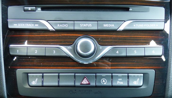 Infiniti Q30, la nostra prova su strada: Opinione, allestimenti e prezzi - Foto 24 di 43