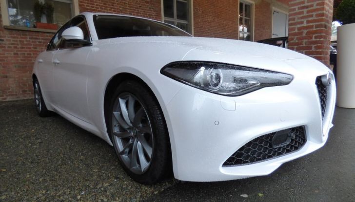 Alfa Romeo Giulia 2.2 Diesel, prova su strada e prime impressioni di guida - Foto 35 di 35