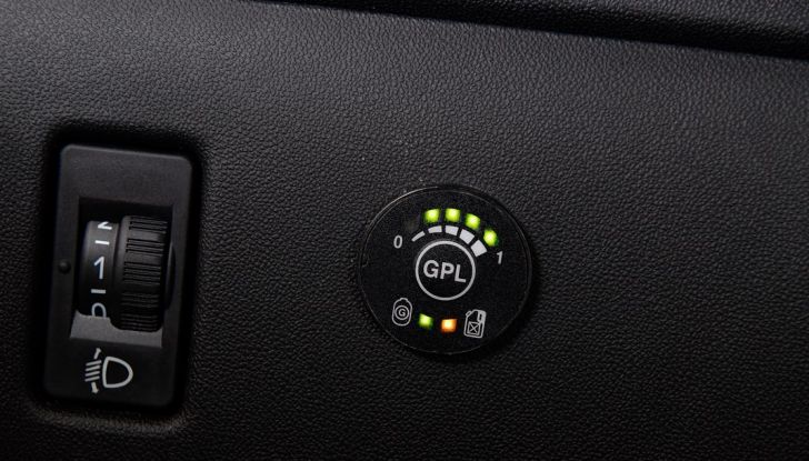 Nuova Peugeot 208 GPL PureTech 82 - Foto 4 di 10