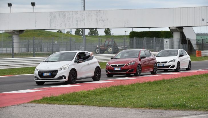 Peugeot 308 GTi 1.6 THP S&S by Peugeot Sport: corso di guida sportiva a Misano Adriatico - Foto 6 di 11