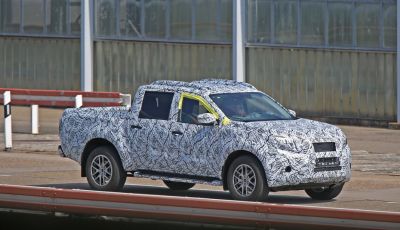 Mercedes Benz GLT Pickup: ecco le foto spia del prototipo