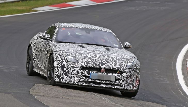 Nuova Jaguar F-Type: le foto spia del Facelift - Foto 6 di 19