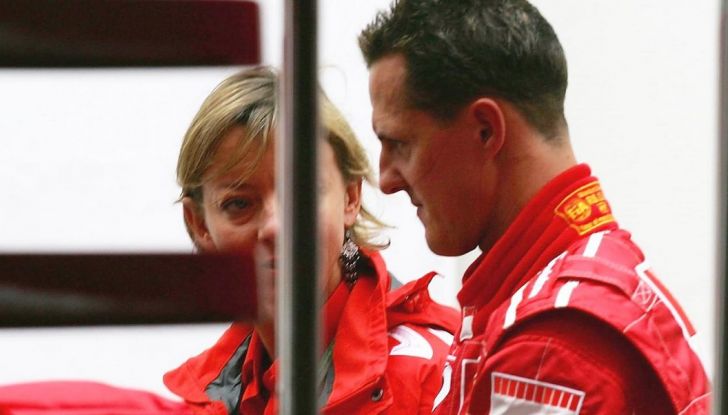 Michael Schumacher riceve il premio alla carriera Nurburgring Award - Foto 7 di 10