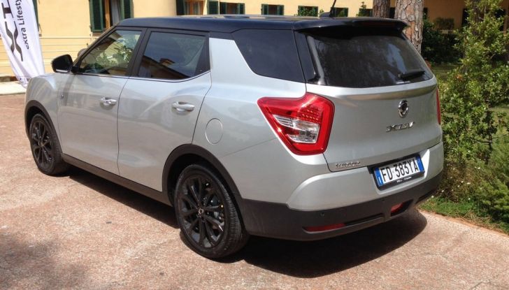 SsangYong XLV: prova su strada, motori, prezzi e allestimenti - Foto 5 di 15