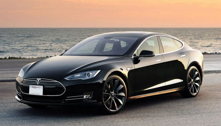 Tesla Model S diventa pick-up - Foto 7 di 8