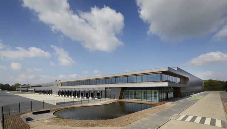 Elon Musk twitta: sulle Tesla guida autonoma entro 6 mesi - Foto 6 di 8