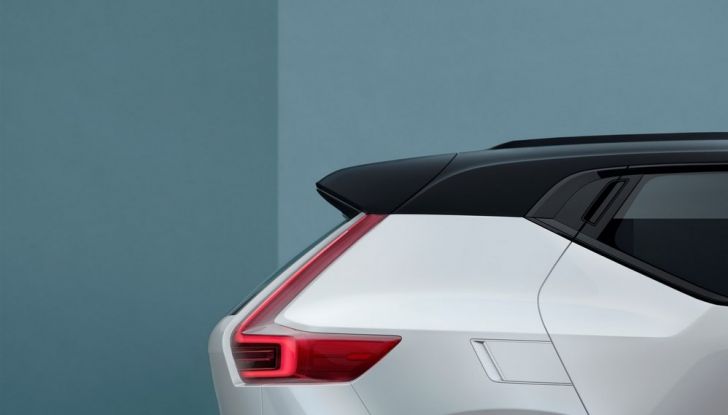 Volvo XC 40: anche la Casa svedese entra nel segmento dei C-SUV - Foto 5 di 12