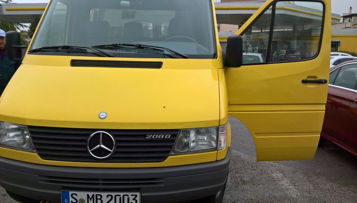 Mercedes Sprinter: prova su strada, allestimenti e prezzi - Foto 2 di 21
