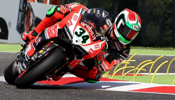 WorldSBK : sul Circuito di Donington Park la giornata è dominata dalle Kawasaki - Foto 3 di 6