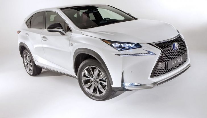 Bollo auto elettriche e ibride: vantaggi ed esenzioni - Foto 9 di 11