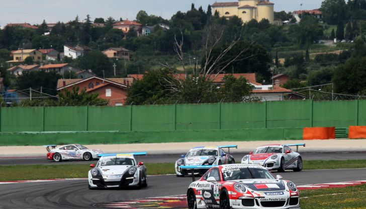 Due vittorie per Mattia Drudi nella gare sprint di Misano della Carrera Cup Italia - Foto 5 di 9