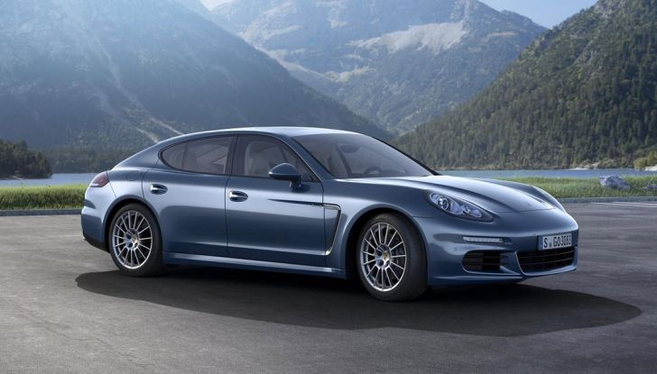 Le 7 berline di lusso: tra le ammiraglie, anche Maserati Quattroporte restyling - Foto 31 di 34