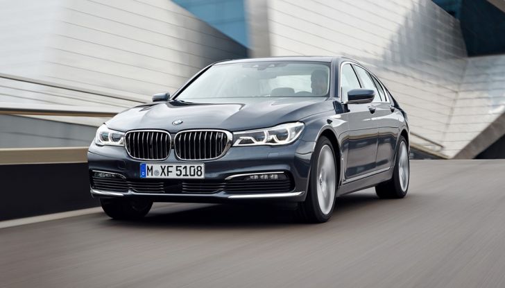 Le 7 berline di lusso: tra le ammiraglie, anche Maserati Quattroporte restyling - Foto 12 di 34