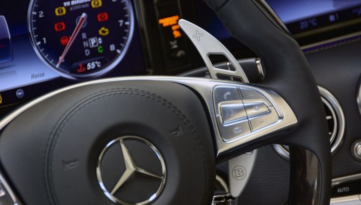 Brabus 850 6.0 Biturbo, la cabrio 4 posti più veloce del mondo - Foto 8 di 17