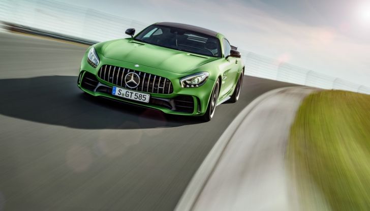 Nuova Mercedes AMG GT R: il V8 da 585CV e 700Nm - Foto 8 di 39