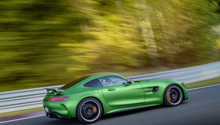 Nuova Mercedes AMG GT R: il V8 da 585CV e 700Nm - Foto 29 di 39