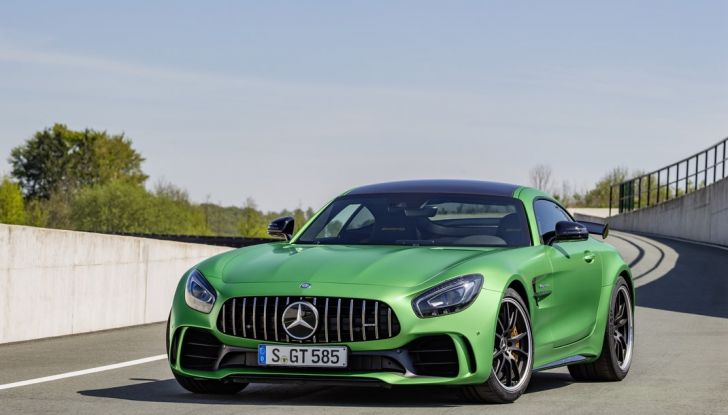 Nuova Mercedes AMG GT R: il V8 da 585CV e 700Nm - Foto 18 di 39
